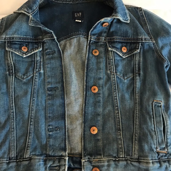 Women’s Gap Jean Jacket Size XS - Picture 2 of 3